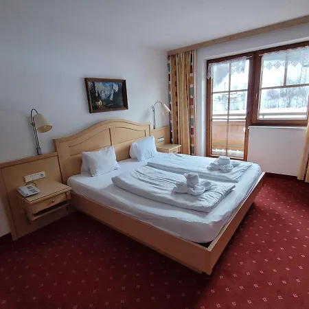 Alpenhof فندق