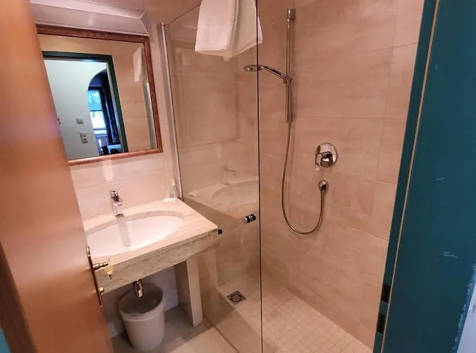 Alpenhof 3* אאורך באי קיצבוהל