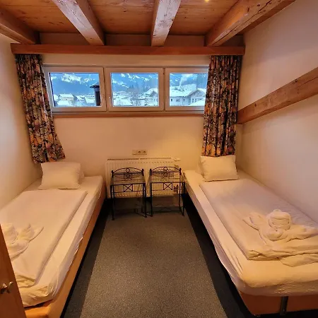 Alpenhof Hotel 3*